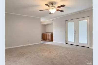 7810 Hidalgo Ln, Pensacola, FL 32526 - Photo 9