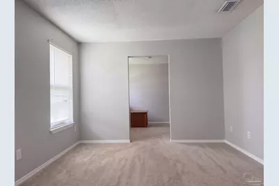 7810 Hidalgo Ln, Pensacola, FL 32526 - Photo 11