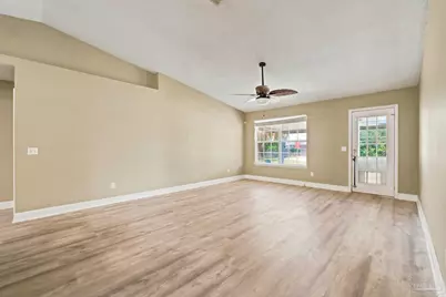 1936 Candlewood Dr, Navarre, FL 32566 - Photo 19
