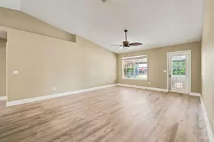1936 Candlewood Dr, Navarre, FL 32566 - Photo 19