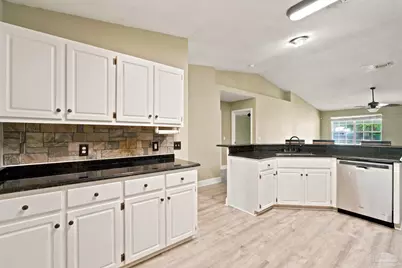 1936 Candlewood Dr, Navarre, FL 32566 - Photo 21