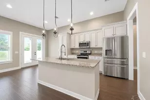 21 Paradise Palm Circle, Crestview, FL 32536 - Photo 3