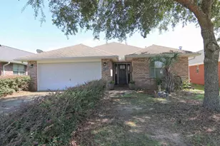 4725 Ashley Pl Blvd, Pace, FL 32571 - Photo 3
