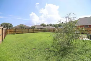 4725 Ashley Pl Blvd, Pace, FL 32571 - Photo 7