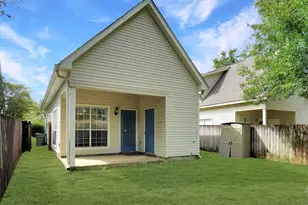 208 Wildflower Ln, Pensacola, FL 32514 - Photo 17