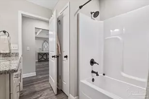 1016 Rachel Cir, Cantonment, FL 32533 - Photo 31