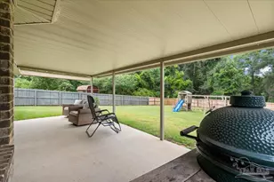 1016 Rachel Cir, Cantonment, FL 32533 - Photo 35