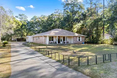 5276 Springdale Dr, Milton, FL 32570 - Photo 3