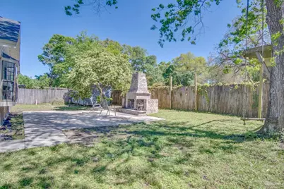 7667 Old Hickory Dr, Pensacola, FL 32507 - Photo 33