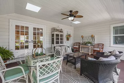 914 Fairway Dr, Pensacola, FL 32507 - Photo 13
