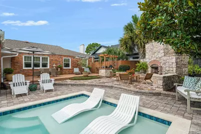 914 Fairway Dr, Pensacola, FL 32507 - Photo 1