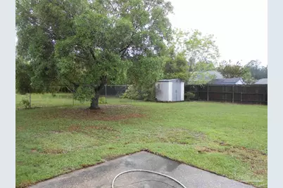 1921 Merlin Rd, Pensacola, FL 32506 - Photo 17