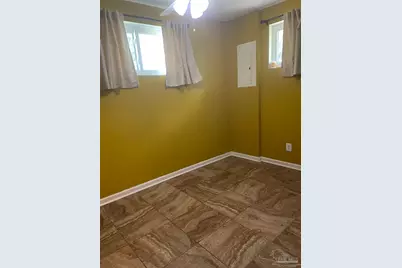 291 N K St, Pensacola, FL 32502 - Photo 11