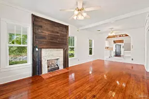2320 17th Ave, Pensacola, FL 32503 - Photo 9