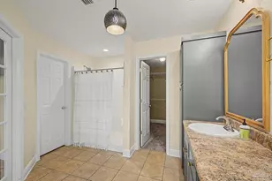 1593 Hunters Creek Cir, Cantonment, FL 32533 - Photo 19