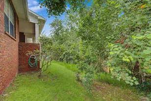 1593 Hunters Creek Cir, Cantonment, FL 32533 - Photo 35