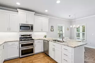 1445 E Cross St, Pensacola, FL 32503 - Photo 11