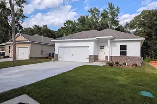 3028 N 11th Ave, Milton, FL 32583 - Photo 1