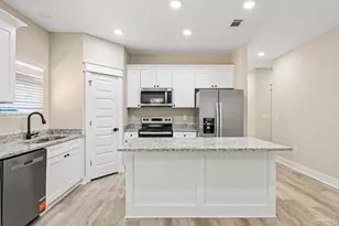 3028 N 11th Ave, Milton, FL 32583 - Photo 11