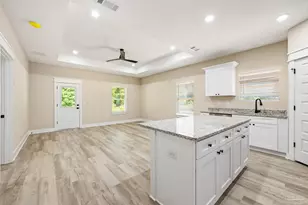 3028 N 11th Ave, Milton, FL 32583 - Photo 9