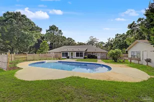 2340 Tobie Dean Rd, Cantonment, FL 32533 - Photo 9
