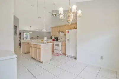 3918 Sunny Manor Cr, Milton, FL 32583 - Photo 9