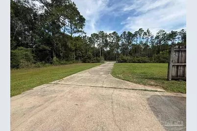 2125 Pearson Rd, Milton, FL 32583 - Photo 9