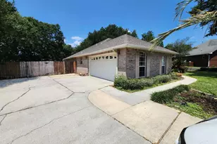 4219 Spindlewick Dr, Pace, FL 32571 - Photo 3
