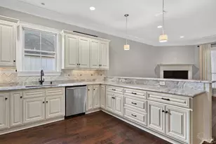 689 Norman Ln, Fairhope, AL 36532 - Photo 11