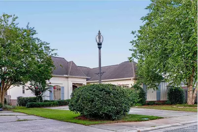 689 Norman Ln, Fairhope, AL 36532 - Photo 3