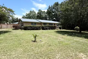 9720 Sandpiper St, Pensacola, FL 32514 - Photo 1