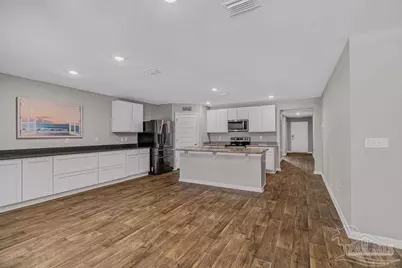 5608 Guinevere Ln, Milton, FL 32583 - Photo 9