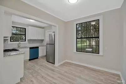 119 Manchester St, Pensacola, FL 32507 - Photo 11