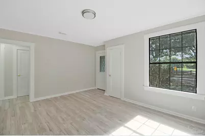 119 Manchester St, Pensacola, FL 32507 - Photo 13
