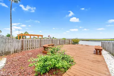3238 Quietwater Ln, Gulf Breeze, FL 32563 - Photo 11