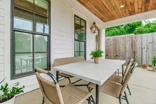 1208 E Fisher St, Pensacola, FL 32503 - Photo 3