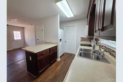 8510 Pond Ave, Pensacola, FL 32534 - Photo 5