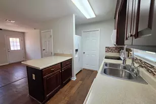 8510 Pond Ave, Pensacola, FL 32534 - Photo 5