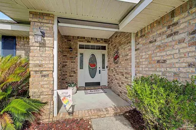 1347 Connemara Cir, Gulf Breeze, FL 32563 - Photo 3