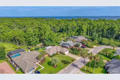 1347 Connemara Cir, Gulf Breeze, FL 32563 - Photo 49
