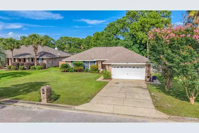 1347 Connemara Cir, Gulf Breeze, FL 32563 - Photo 45