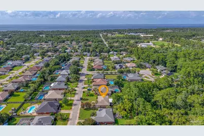 1347 Connemara Cir, Gulf Breeze, FL 32563 - Photo 59