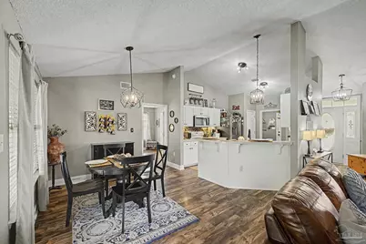 1347 Connemara Cir, Gulf Breeze, FL 32563 - Photo 23