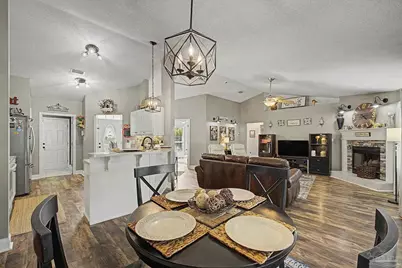 1347 Connemara Cir, Gulf Breeze, FL 32563 - Photo 25