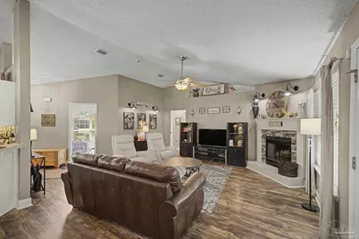 1347 Connemara Cir, Gulf Breeze, FL 32563 - Photo 19
