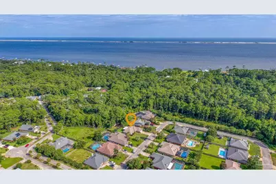 1347 Connemara Cir, Gulf Breeze, FL 32563 - Photo 65