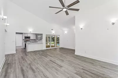 3049 Creekwood Dr, Cantonment, FL 32533 - Photo 21