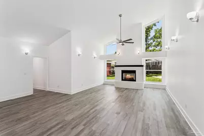 3049 Creekwood Dr, Cantonment, FL 32533 - Photo 17
