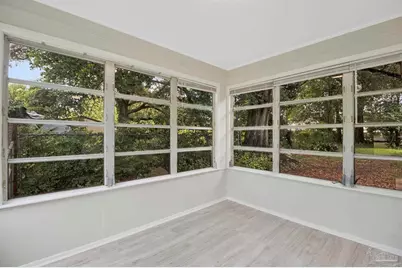 510 Forest Park Dr, Pensacola, FL 32506 - Photo 13