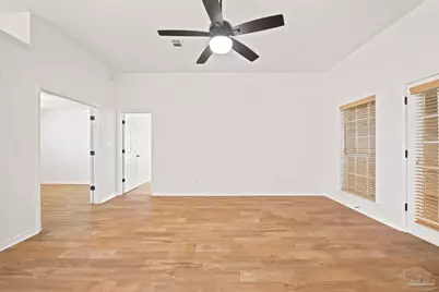 5334 Stafford Cir, Pace, FL 32571 - Photo 11